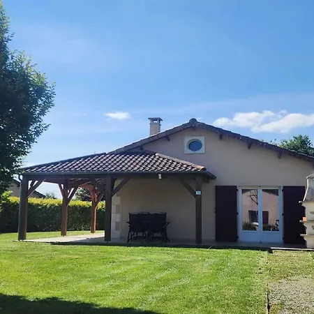 Prázdninový dům In With Golf & Pool Les Forges (Deux-Sevres)