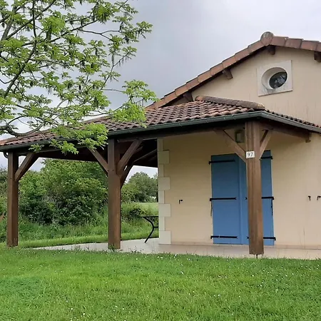 In With Golf & Pool Les Forges (Deux-Sevres)