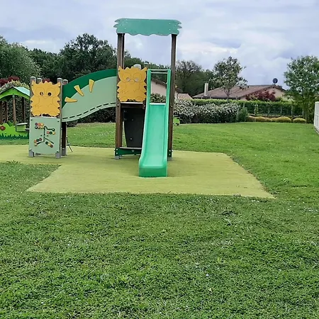 In With Golf & Pool Prázdninový dům *